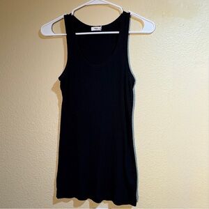 Vince Black Ribbed Scoop Neck Tank Large Pima Cotton Peru